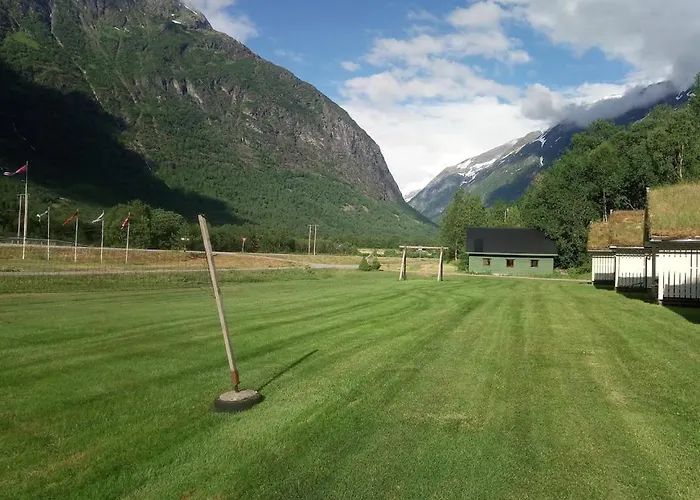 ロッジ Hjelledalen Hyttesenter イェラ