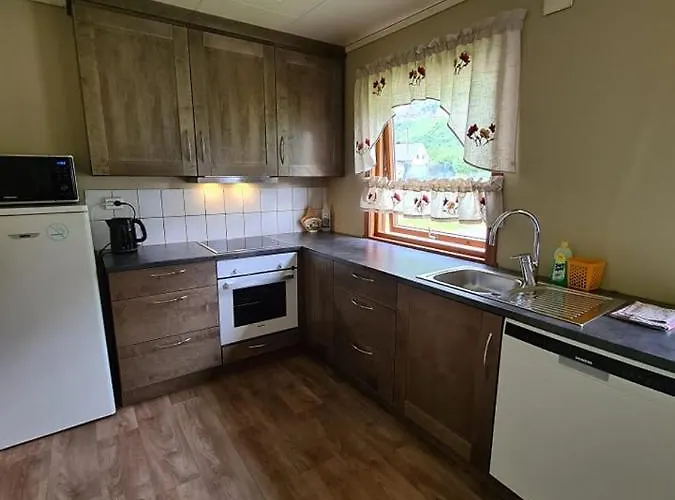 Hjelledalen Hyttesenter * Hjelle